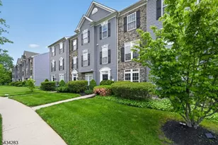 3 Swan Ct, Delanco, NJ 08075 - Photo 2