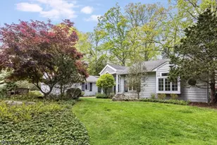 1 Hickory Ln, Roseland, NJ 07068 - Photo 6