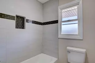 14 Surrey Rd, Franklin Township, NJ 08873 - Photo 8