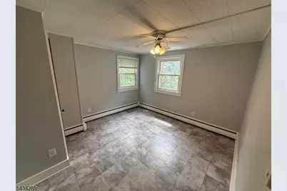 112 Stiles St, Elizabeth, NJ 07208 - Photo 6