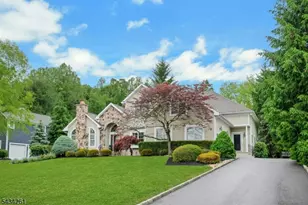 5 Coe Farm Rd, Mendham Township, NJ 07945 - Photo 2