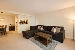 318 Stratford Pl, Bridgewater, NJ 08805 - Photo 6
