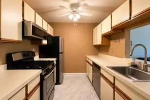 318 Stratford Pl, Bridgewater, NJ 08805 - Photo 10