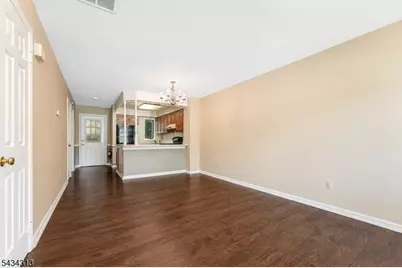 13 Augusta Dr, Clinton Township, NJ 08801 - Photo 2