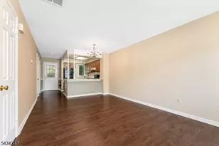 13 Augusta Dr, Clinton Township, NJ 08801 - Photo 2