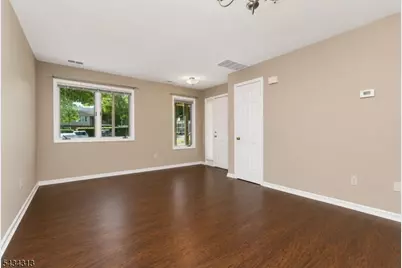 13 Augusta Dr, Clinton Township, NJ 08801 - Photo 6