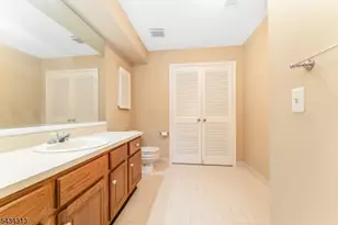13 Augusta Dr, Clinton Township, NJ 08801 - Photo 16