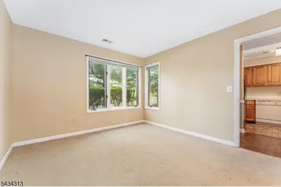 13 Augusta Dr, Clinton Township, NJ 08801 - Photo 14