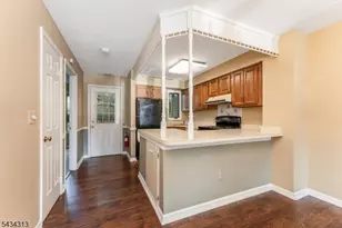 13 Augusta Dr, Clinton Township, NJ 08801 - Photo 6
