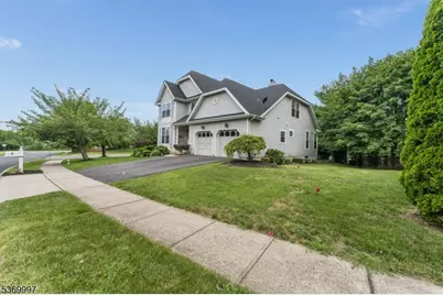 5 Jade Ln, Lopatcong Township, NJ 08865 - Photo 2
