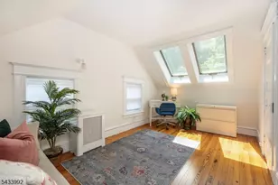 214 Alexander Ave, Montclair, NJ 07043 - Photo 32