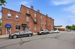 13 Wall St, Raritan, NJ 08869 - Photo 24