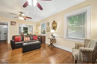 210 Hillside Rd, Elizabeth, NJ 07208 - Photo 8