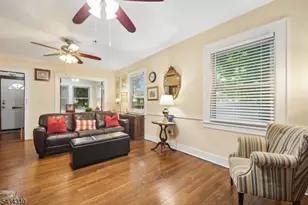 210 Hillside Rd, Elizabeth, NJ 07208 - Photo 8