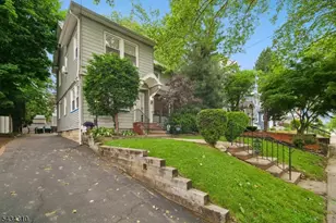 210 Hillside Rd, Elizabeth, NJ 07208 - Photo 2