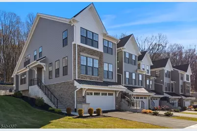 45 Swenson St, Denville, NJ 07834 - Photo 2