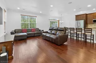 63 Autumn Ln, Montgomery Township, NJ 08558 - Photo 4