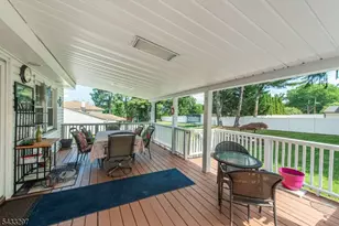 31 Grover Dr, Wayne, NJ 07470 - Photo 16