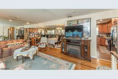 31 Grover Dr, Wayne, NJ 07470 - Photo 8