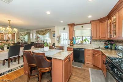 31 Grover Dr, Wayne, NJ 07470 - Photo 4
