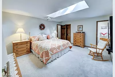 8 Edward Cir, Montville Township, NJ 07045 - Photo 10