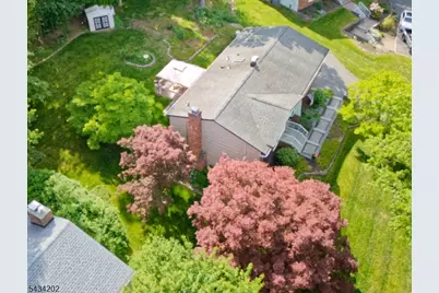 8 Edward Cir, Montville Township, NJ 07045 - Photo 22