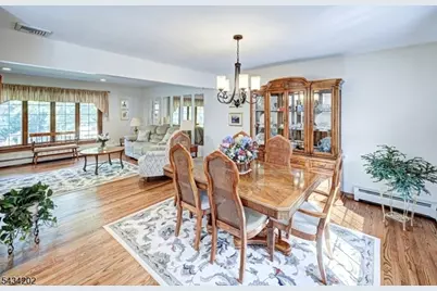 8 Edward Cir, Montville Township, NJ 07045 - Photo 4