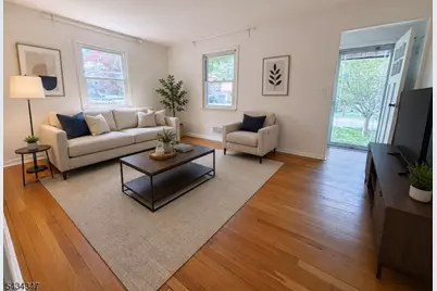 174 N Passaic Ave, Chatham, NJ 07928 - Photo 4