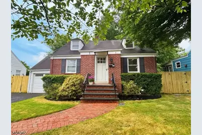 174 N Passaic Ave, Chatham, NJ 07928 - Photo 2