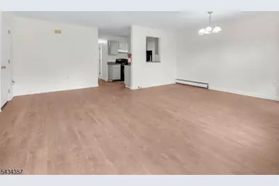65 Montgomery Ave U1, Irvington, NJ 07111 - Photo 2