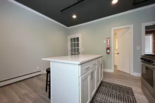 60 Veterans Memorial Dr E, Somerville, NJ 08876 - Photo 6
