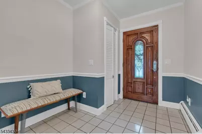 30 Laurel Dr, Wayne Twp., NJ 07470 - Photo 8