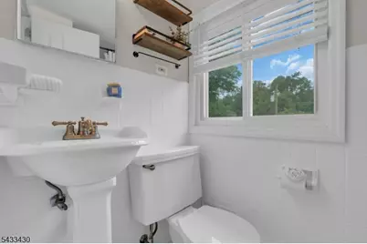 30 Laurel Dr, Wayne Twp., NJ 07470 - Photo 30