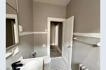 16 Irving Street #C7, Newark, NJ 07104 - Photo 6