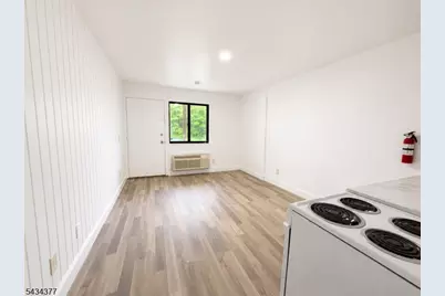 207 Old Chimney Ridge O410 #B, Montague, NJ 07827 - Photo 4
