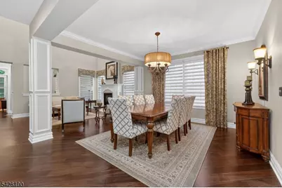 4 Mayflower Ct, Franklin Township, NJ 08873 - Photo 8