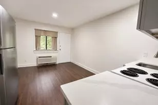 207 Old Chimney Ridge O410, Montague, NJ 07827 - Photo 6