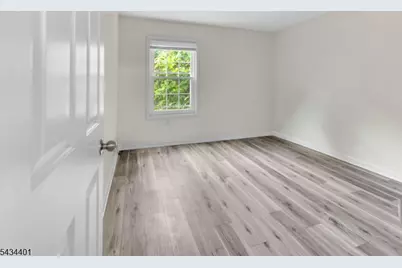 65 Montgomery Ave U2, Irvington, NJ 07111 - Photo 10