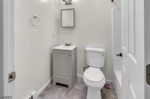 65 Montgomery Ave U2, Irvington, NJ 07111 - Photo 8