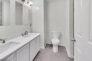 65 Montgomery Ave U2, Irvington, NJ 07111 - Photo 6