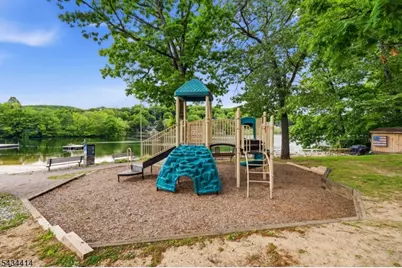 128 Upper High Crest Dr, West Milford, NJ 07480 - Photo 26