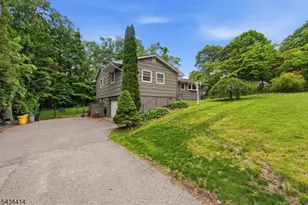 128 Upper High Crest Dr, West Milford, NJ 07480 - Photo 20