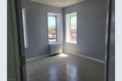3 S Olden Rd #5, Trenton, NJ 08609 - Photo 1