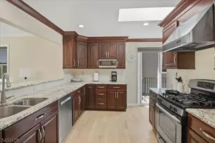 79 Winding Way, Cedar Grove, NJ 07009 - Photo 6