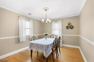 28 Janeway Pl, Morris Plains, NJ 07950 - Photo 8