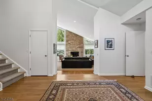 10 Hawthorne Ct, Morris Township, NJ 07960 - Photo 6