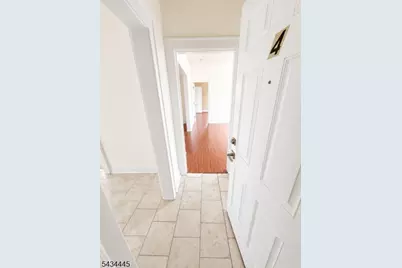 137 Hammond Ave #4, Passaic, NJ 07055 - Photo 4