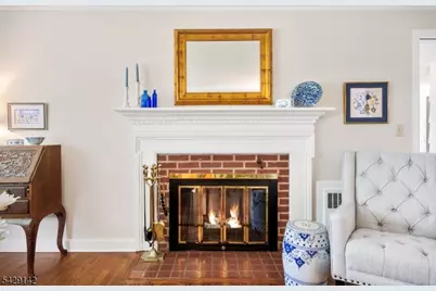 957 Willow Grove Rd, Westfield, NJ 07090 - Photo 8