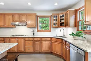 957 Willow Grove Rd, Westfield, NJ 07090 - Photo 18