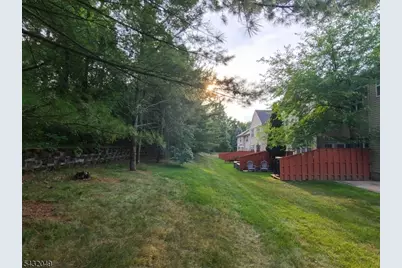 16 Scarlet Oak Dr, Montgomery Township, NJ 08540 - Photo 32